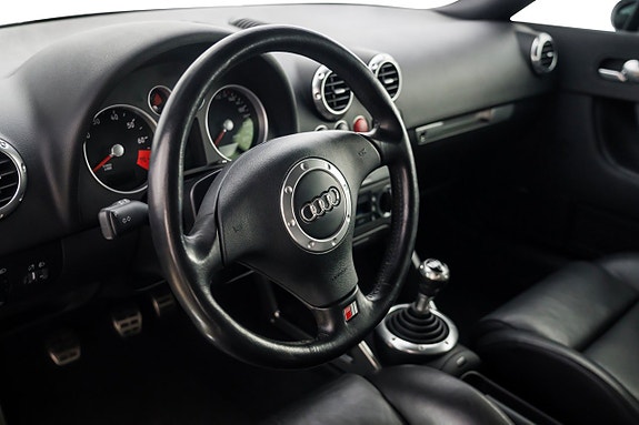 Audi TT 12 of 29