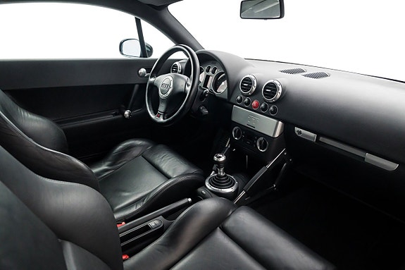 Audi TT 25 of 29