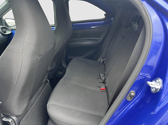 Toyota Aygo 11 of 14