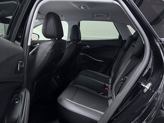 Opel Grandland X 17 of 26