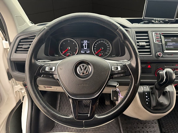 Volkswagen Transporter 14 of 30