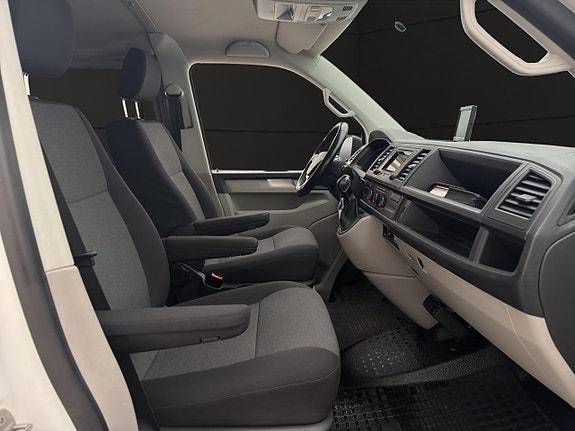 Volkswagen Transporter 25 of 30