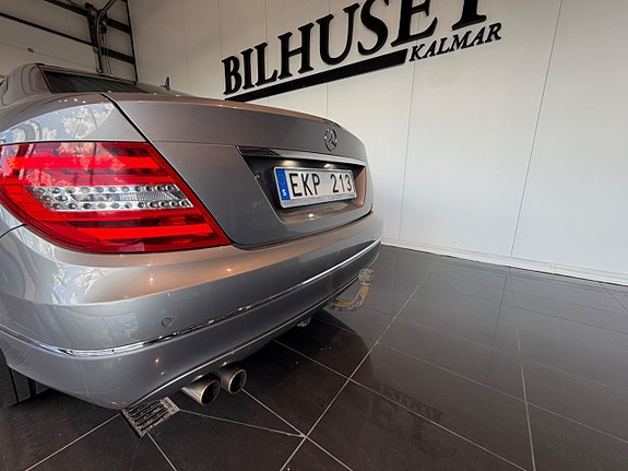 Mercedes-Benz C180 10 of 10
