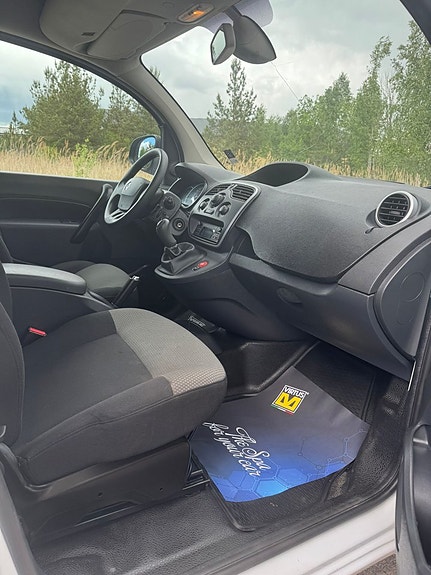 Renault Kangoo Express 11 of 14