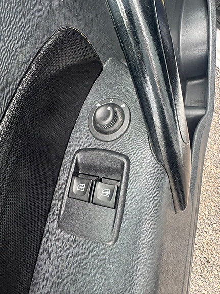 Renault Kangoo Express 13 of 14