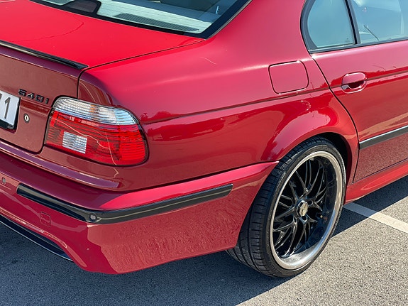 BMW 540i 2 of 5