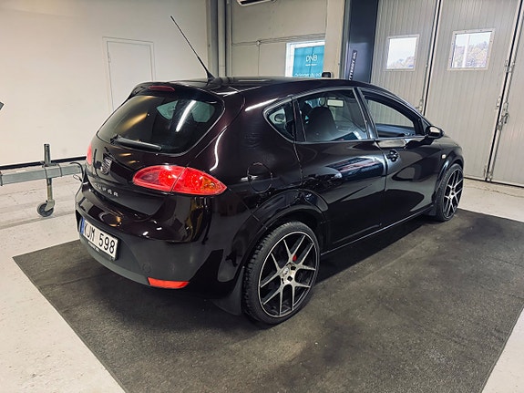 Seat Leon 4 of 5
