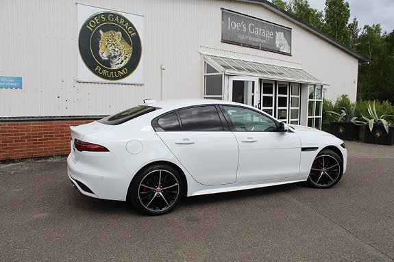 Jaguar XE