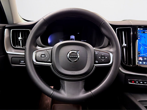Volvo XC60 16 of 19