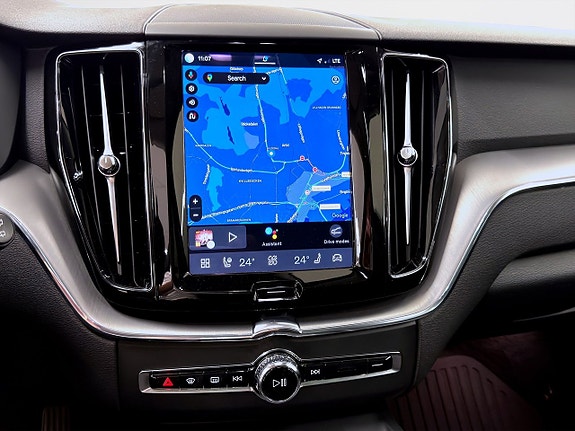 Volvo XC60 17 of 19