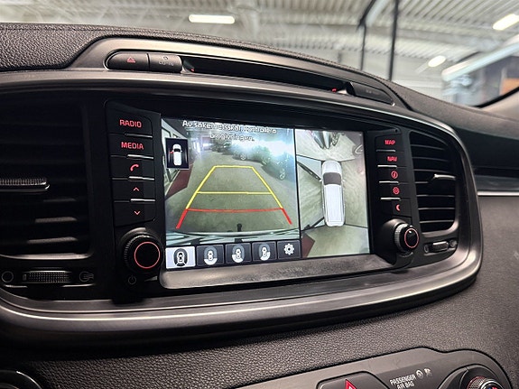 Kia Sorento 11 of 13