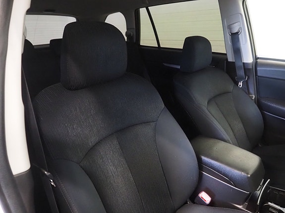 Subaru Outback 9 of 23
