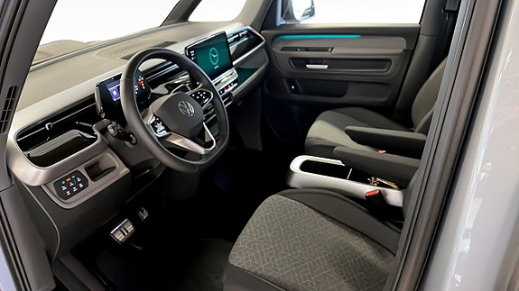 Volkswagen ID. Buzz 7 of 12
