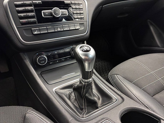 Mercedes-Benz A180 16 of 20