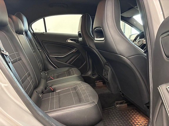 Mercedes-Benz A180 18 of 20
