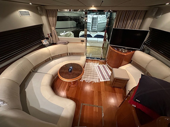 Fairline Squadron 59, -95 4 of 5