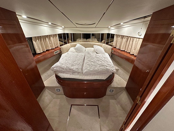 Fairline Squadron 59, -95 5 of 5