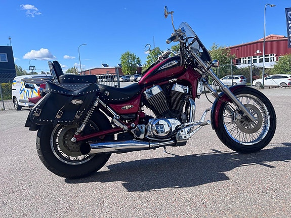 Suzuki VS 1400 Intruder 5 of 7
