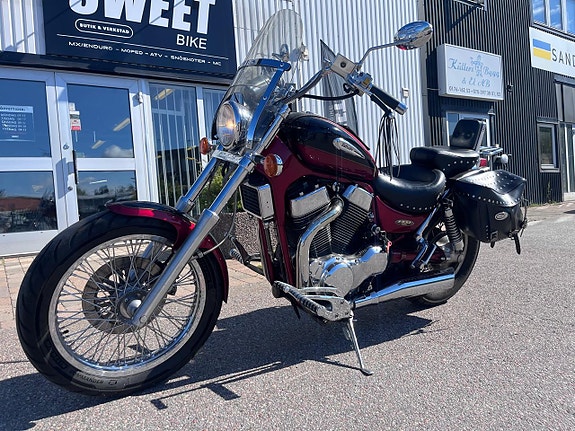 Suzuki VS 1400 Intruder 3 of 7