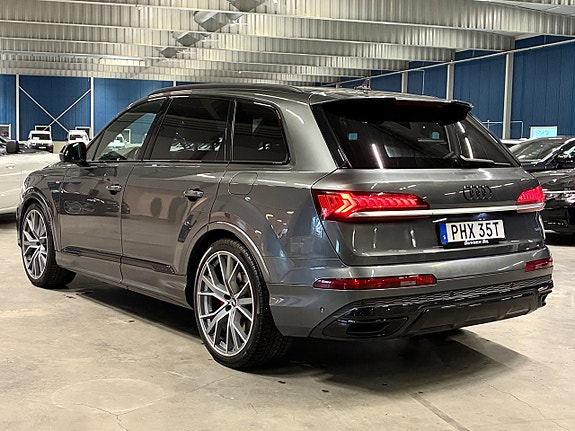 Audi Q7 5 of 5