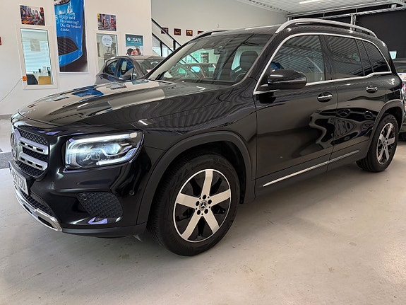 Mercedes-Benz GLB220 d 5 of 5