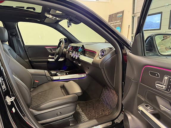 Mercedes-Benz GLB220 d 7 of 25