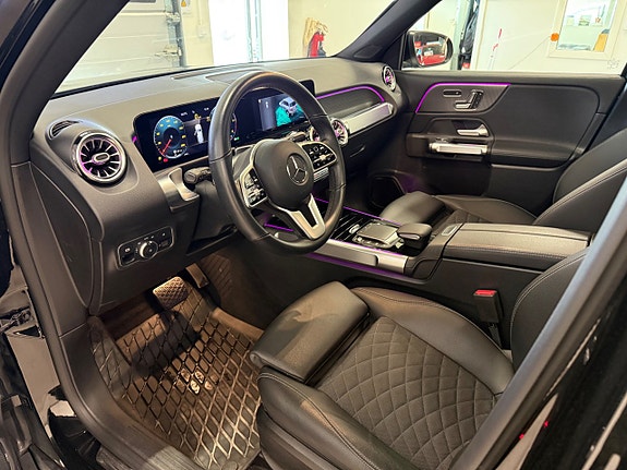 Mercedes-Benz GLB220 d 6 of 25