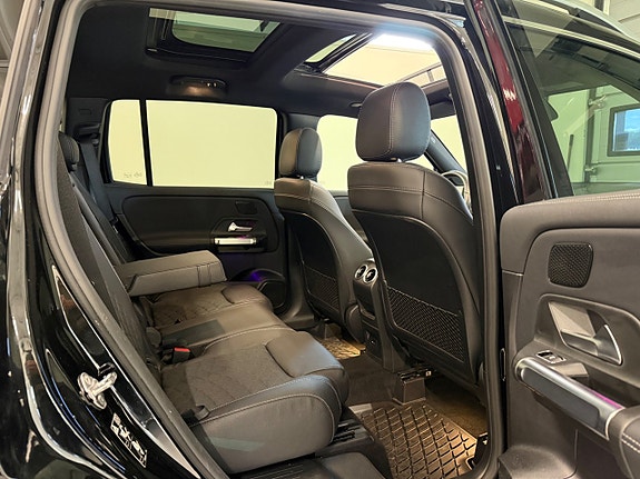Mercedes-Benz GLB220 d 9 of 25