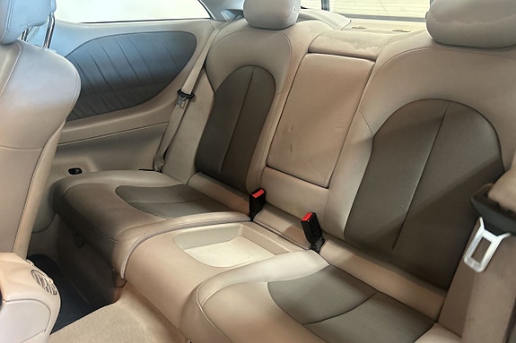 Mercedes-Benz CLK500 17 of 24