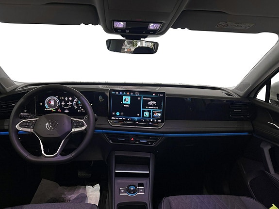 Volkswagen Tiguan 10 of 16