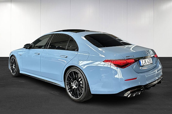 Mercedes-Benz S63 3 of 5
