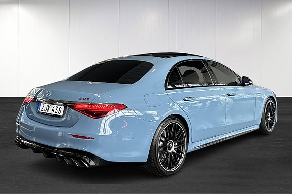 Mercedes-Benz S63 4 of 5