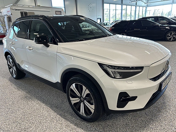 Volvo XC40 5 of 5
