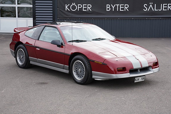 Brukt Pontiac Fiero 2.8