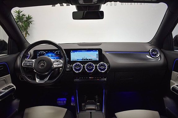 Mercedes-Benz GLA200 d 11 of 30