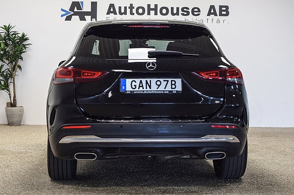 Mercedes-Benz GLA200 d 5 of 5