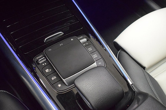 Mercedes-Benz GLA200 d 21 of 30