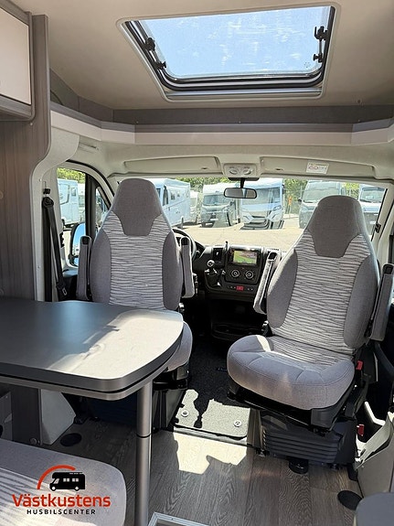 Hobby Optima OnTour V65 GE / Smidig med långbäddar! 17 of 20