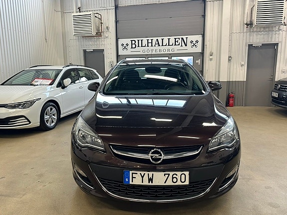 Opel Astra 2 of 5