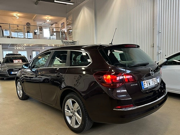 Opel Astra 5 of 5
