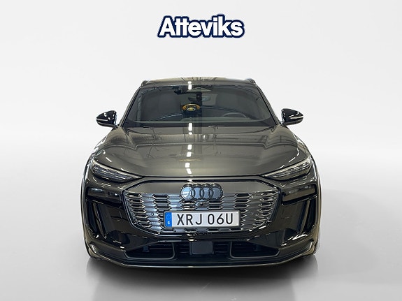 Audi Q6 e-tron 11 of 14
