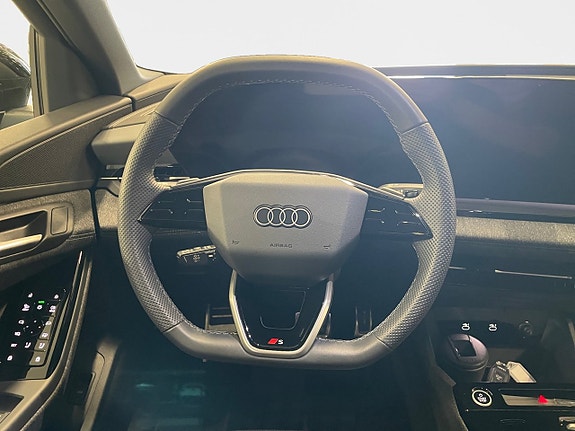 Audi Q6 e-tron 5 of 5