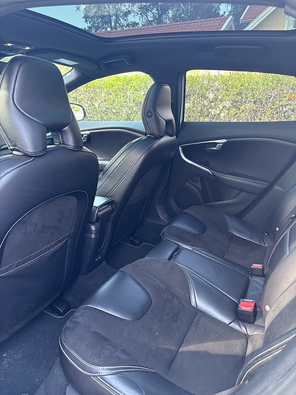 Volvo V40 5 of 7