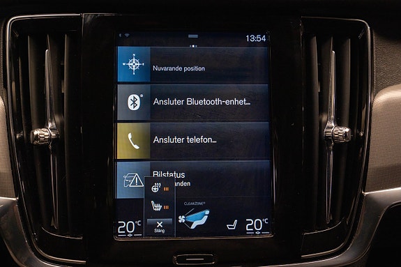 Volvo V90 Cross Country 21 of 24