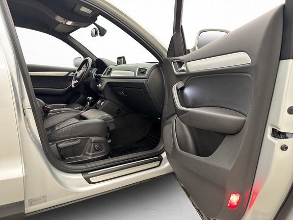 Audi Q3 25 of 30