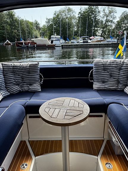 Aquador 23 HT – 2010 (sjösatt ny 2014) 11 of 11