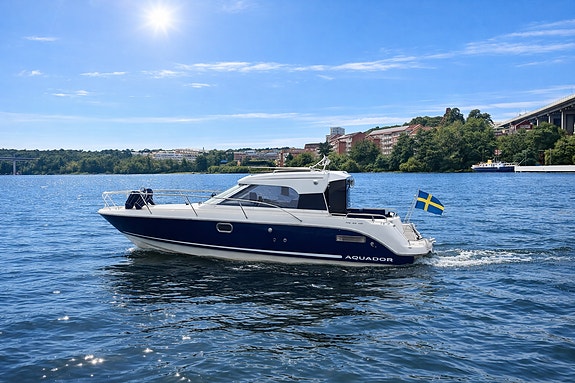Aquador 23 HT – 2010 (sjösatt ny 2014) 9 of 11