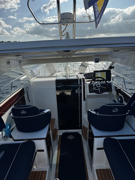 Aquador 23 HT – 2010 (sjösatt ny 2014) 8 of 11