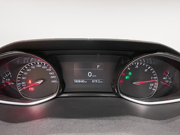 Peugeot 308 10 of 21