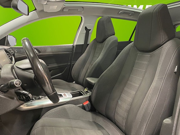 Peugeot 308 9 of 21
